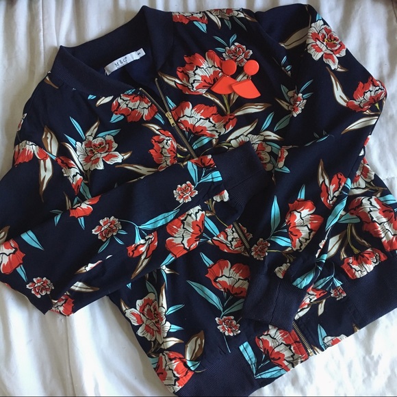 ASOS Jackets & Blazers - HP x2⭐️ Floral bomber jacket